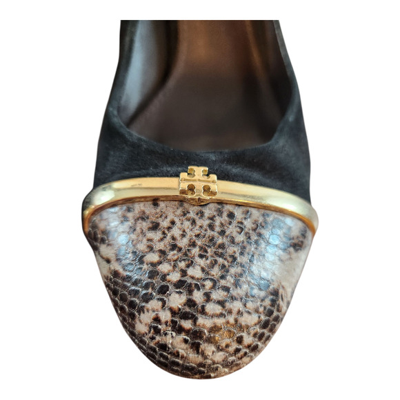 Tory Burch heels sz 8M Pacey black suede gold snake print cap leather pumps - Picture 10 of 14